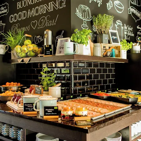 מלון One Salzburg-sued 3*