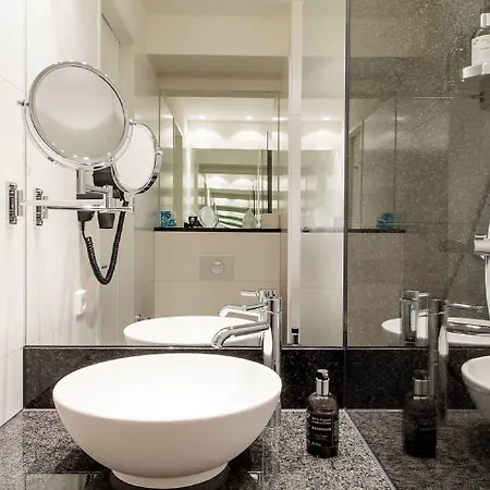 מלון One Salzburg-sued 3*